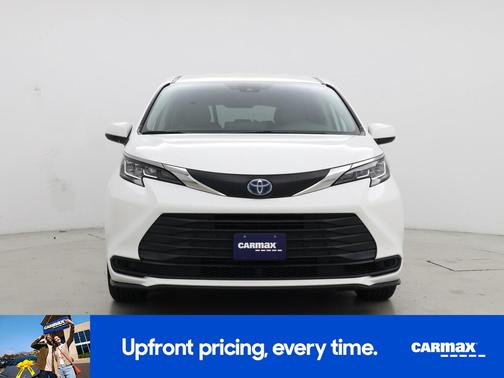 2021 Toyota Sienna LE