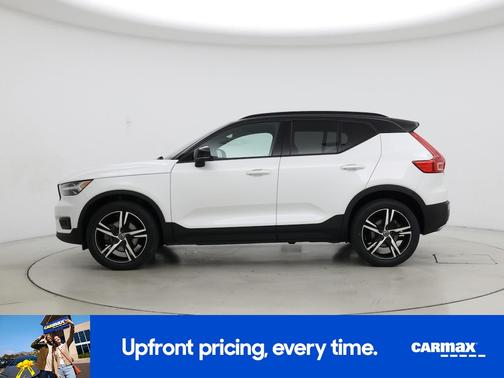 2020 Volvo XC40 T4 R-Design