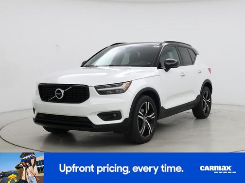 2020 Volvo XC40 T4 R-Design