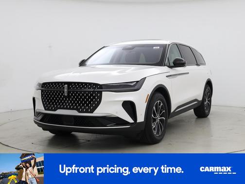 White 2024 Lincoln Nautilus Premiere