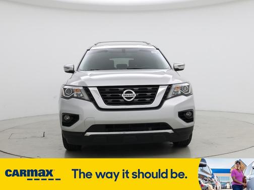 2018 Nissan Pathfinder SV