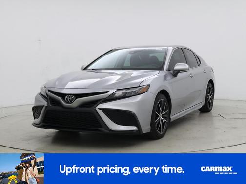 Silver 2023 Toyota Camry SE