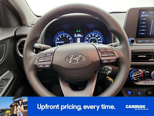 2022 Hyundai KONA SE