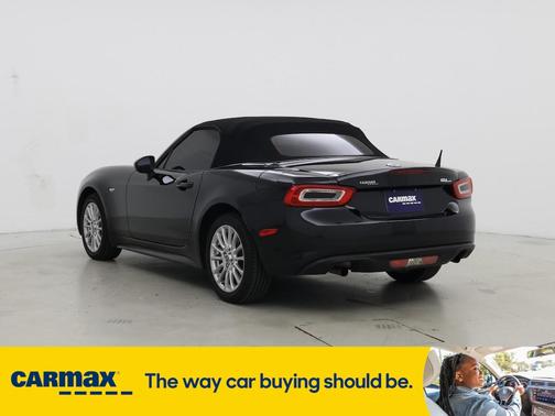 2017 FIAT 124 Spider Classica