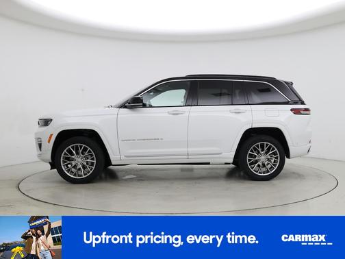 White 2024 Jeep Grand Cherokee Summit