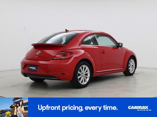 Red 2019 Volkswagen Beetle SE