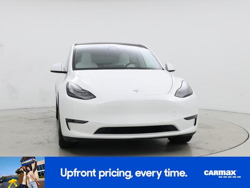 White 2025 Tesla Model Y Long Range