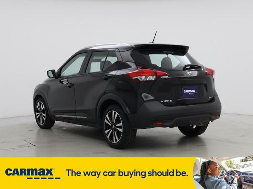 2019 Nissan Kicks SR