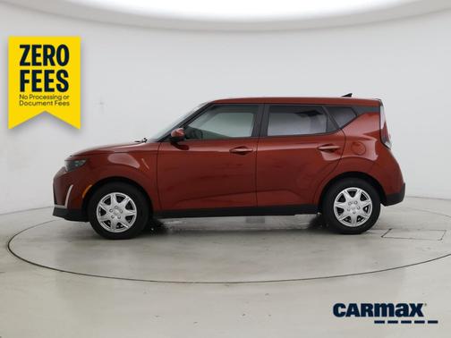 Red 2023 Kia Soul LX