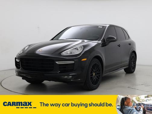 2017 Porsche Cayenne GTS