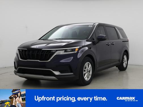 2023 Kia Carnival LX