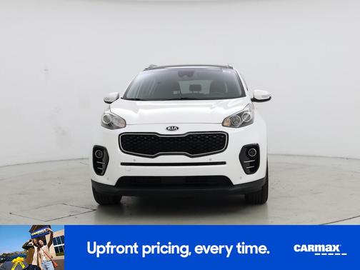 White 2017 Kia Sportage EX