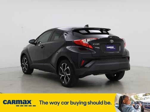 2022 Toyota C-HR XLE