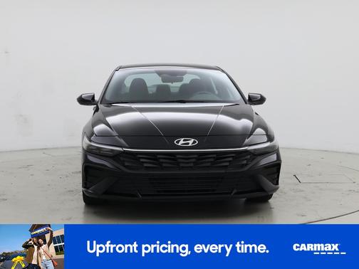 Black 2025 Hyundai ELANTRA SEL Sport