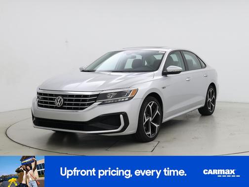 2020 Volkswagen Passat R-Line