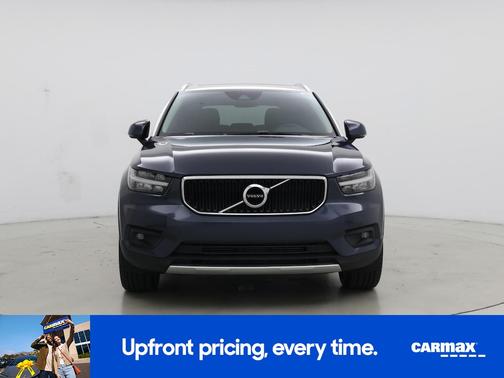 2021 Volvo XC40 T5 Momentum