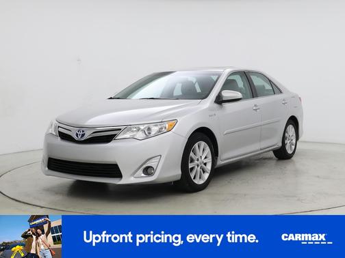 Silver 2014 Toyota Camry Hybrid XLE