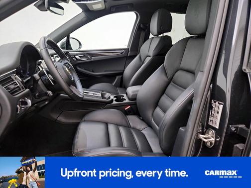 2023 Porsche Macan T