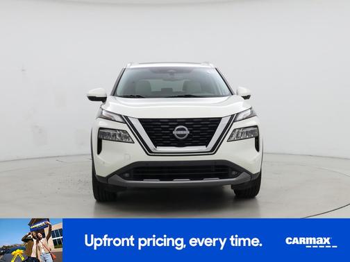 White 2022 Nissan Rogue SL