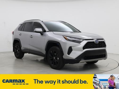 2024 Toyota RAV4 Hybrid SE