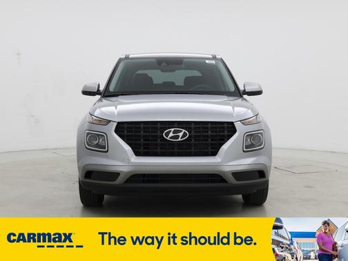 2021 Hyundai VENUE SE