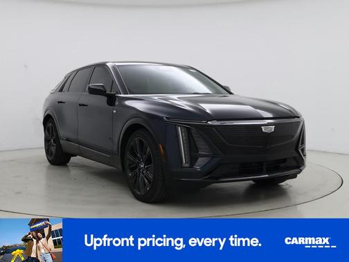 Green 2024 Cadillac LYRIQ Sport 3