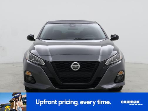 2022 Nissan Altima SR