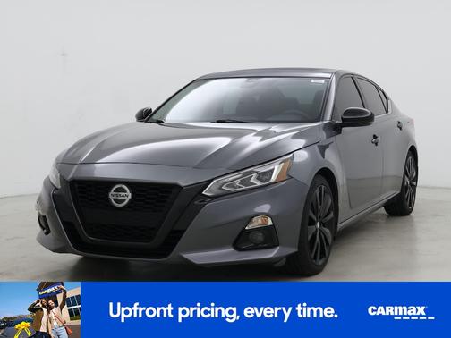 2022 Nissan Altima SR