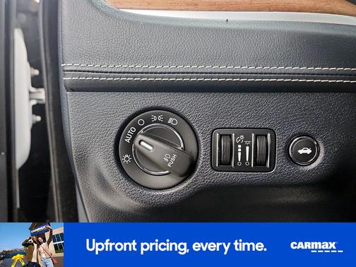 2015 Chrysler 300 C Platinum