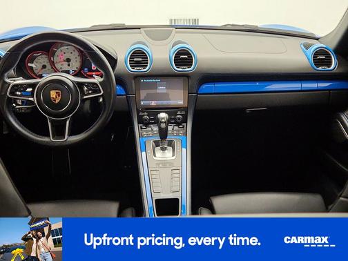 2022 Porsche 718 Cayman 