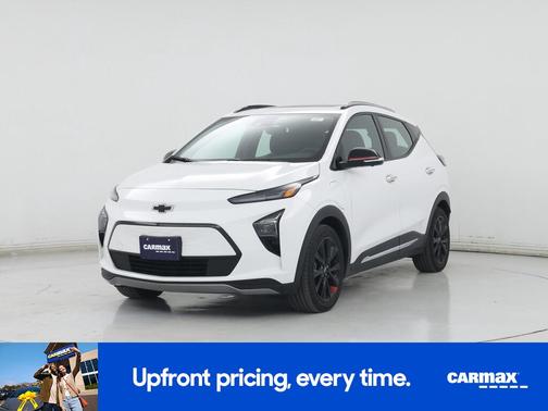 White 2023 Chevrolet Bolt EUV Premier