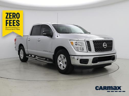 Silver 2018 Nissan Titan SV