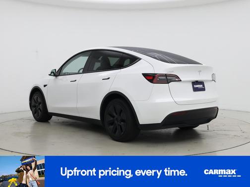 White 2025 Tesla Model Y Long Range