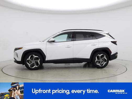White 2022 Hyundai TUCSON Limited