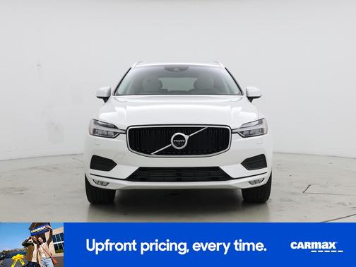 White 2020 Volvo XC60 T5 Momentum