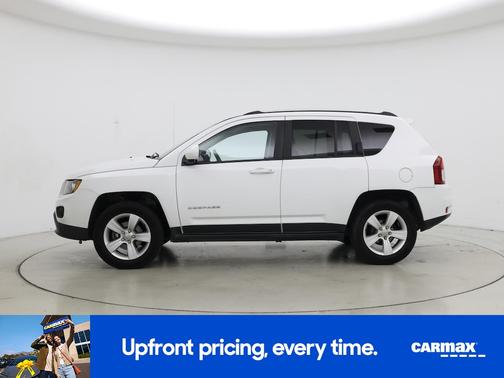 White 2017 Jeep Compass Latitude