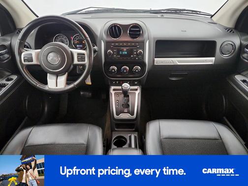 White 2017 Jeep Compass Latitude