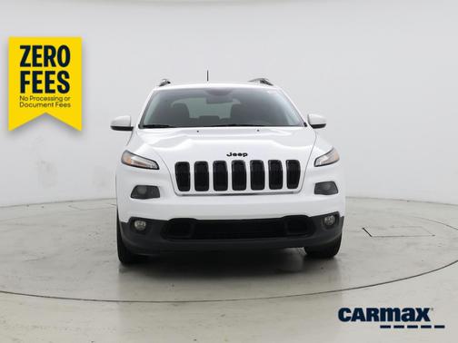 White 2018 Jeep Cherokee Altitude