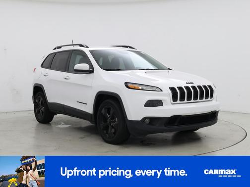 White 2018 Jeep Cherokee Altitude