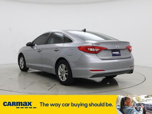 2017 Hyundai SONATA SE