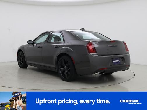 2021 Chrysler 300 Touring