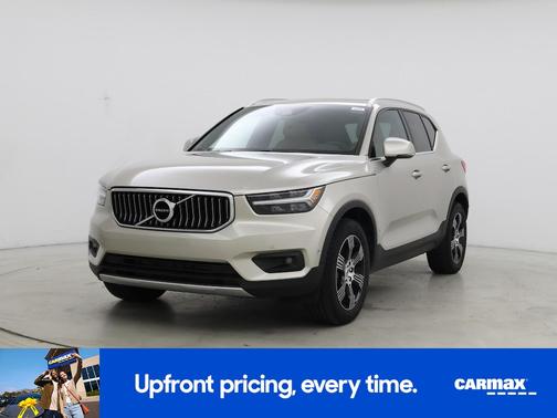Silver 2019 Volvo XC40 T5 Inscription