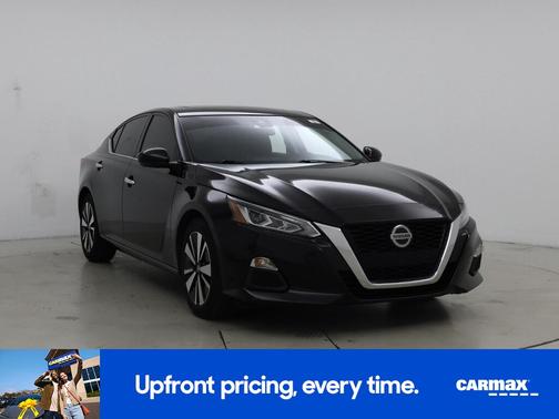 2022 Nissan Altima SV