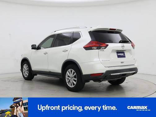 White 2017 Nissan Rogue SV