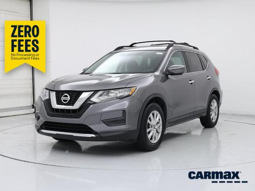 Gray 2017 Nissan Rogue SV