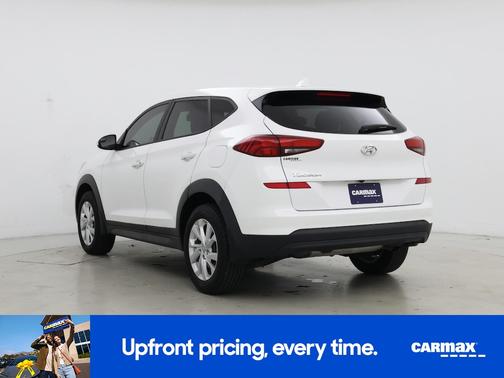White 2021 Hyundai TUCSON SE