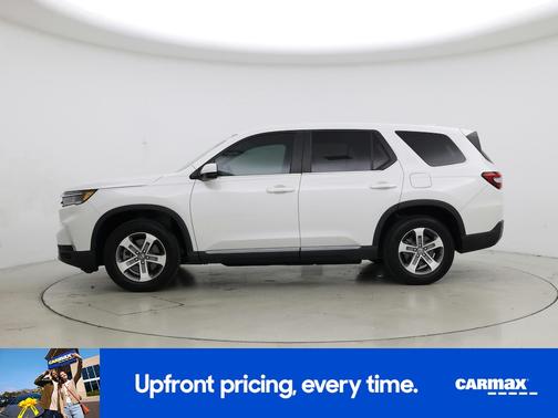 White 2024 Honda Pilot EX-L