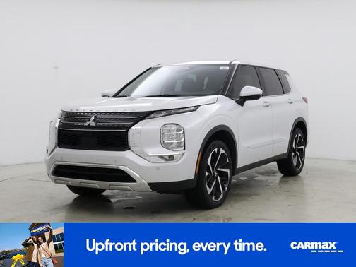 Gray 2022 Mitsubishi Outlander SE