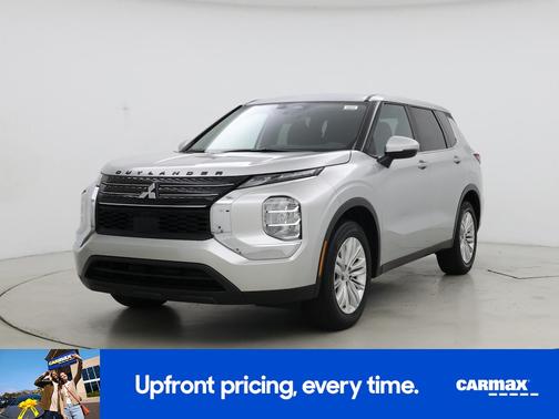 2024 Mitsubishi Outlander ES