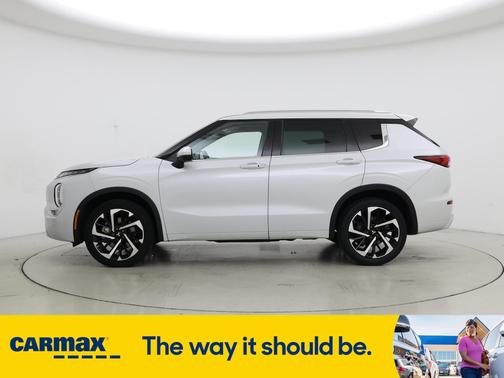 2023 Mitsubishi Outlander SEL